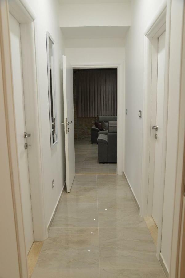 Apartmani Olujic إيموتسكي المظهر الخارجي الصورة