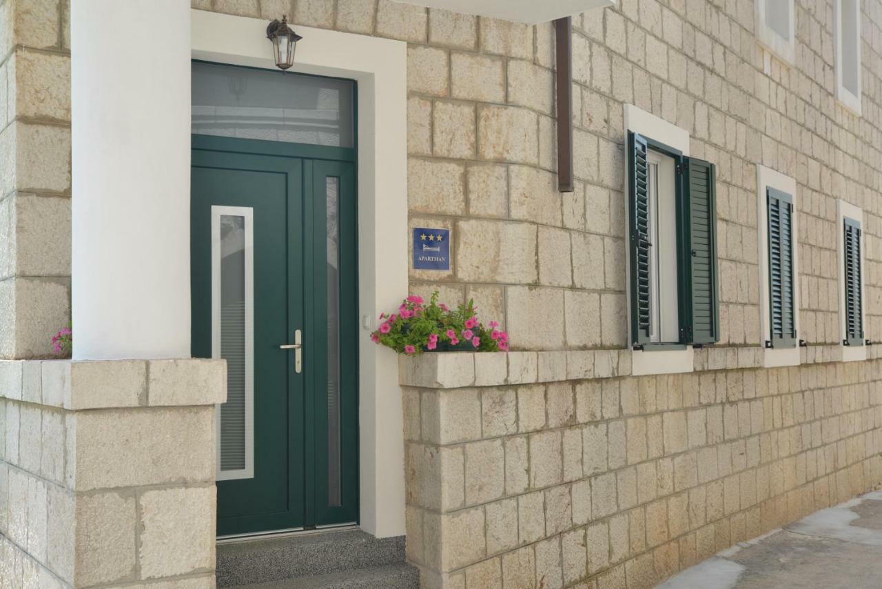 Apartmani Olujic إيموتسكي المظهر الخارجي الصورة